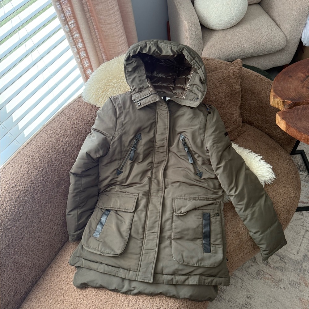Derek Lam Crosby Puffer Parka Jacket in Green